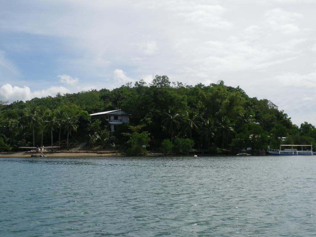 Discovery Island Resort Coron Exterior foto