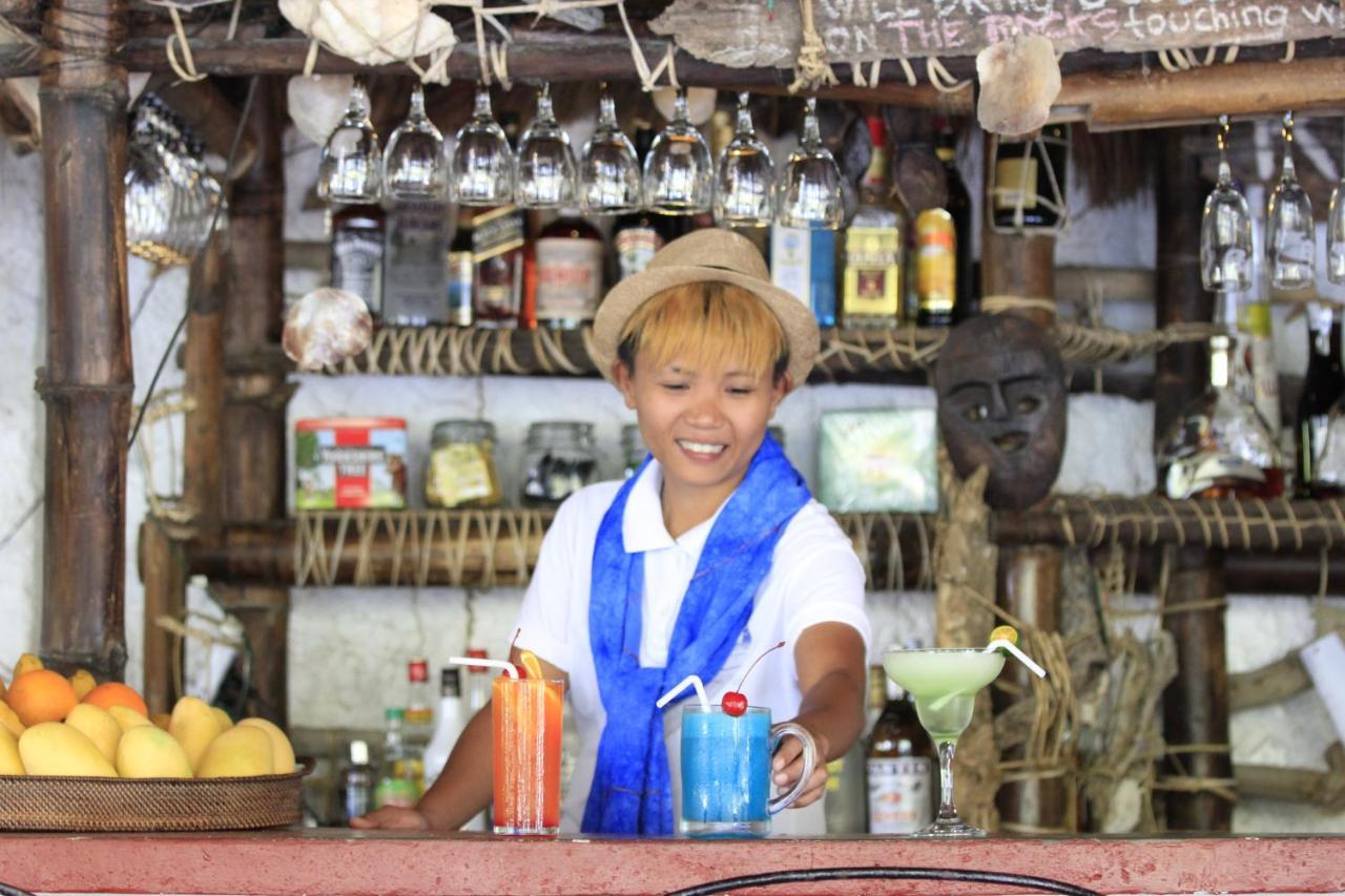 Discovery Island Resort Coron Exterior foto